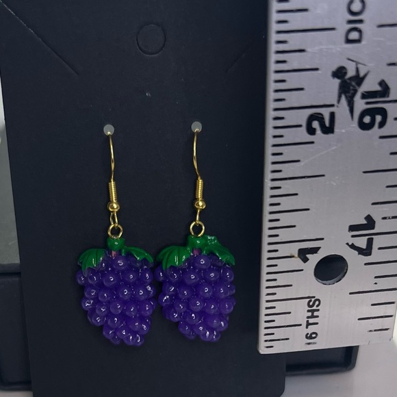 “Gone Grapes” 🍇 Drop FishHook Earrings with Green Leaf Accent - Picture 2 of 2